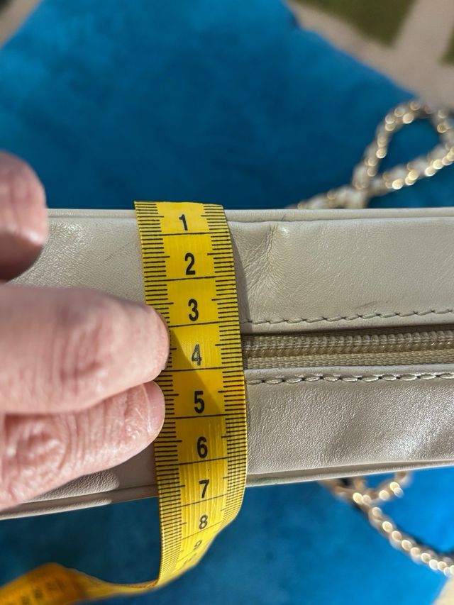 Bolso piel crema HG Guitart