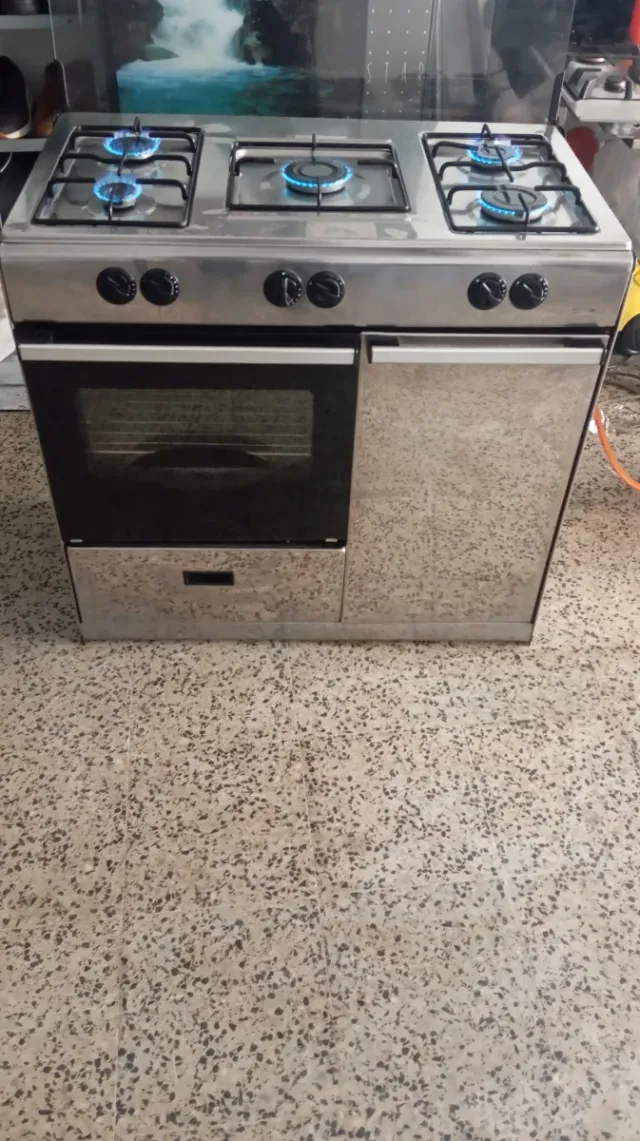 Cocina de gas con horno no negociar