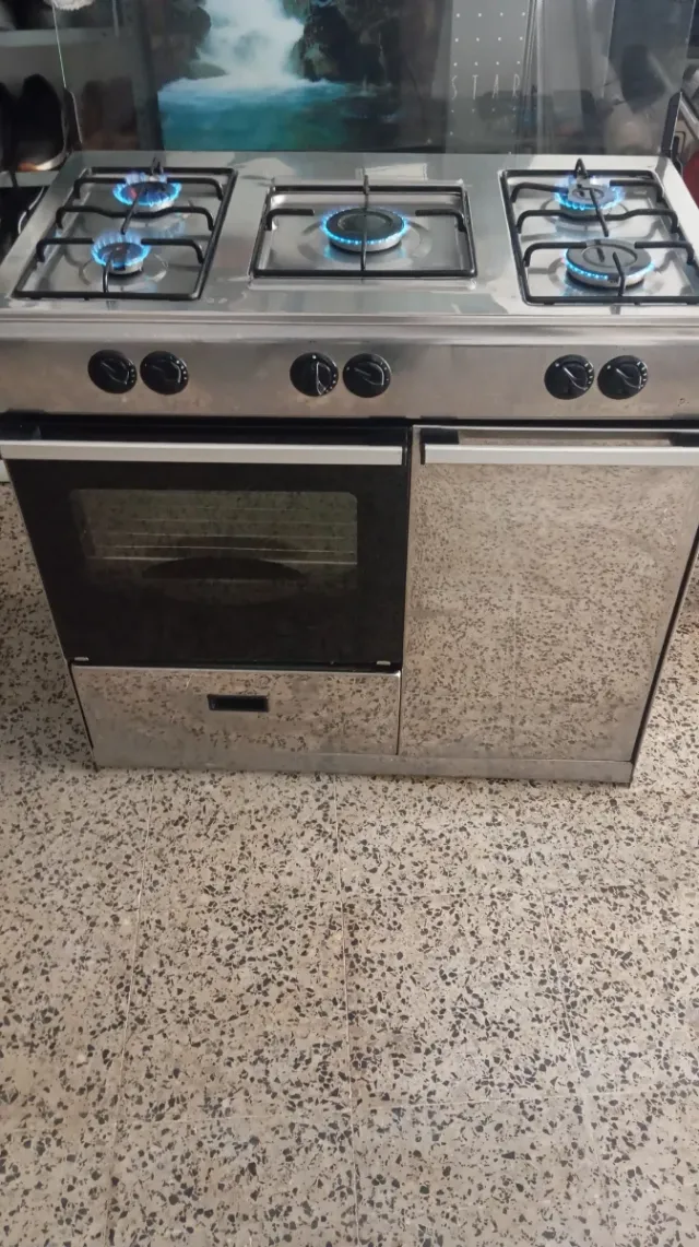 Cocina de gas con horno no negociar