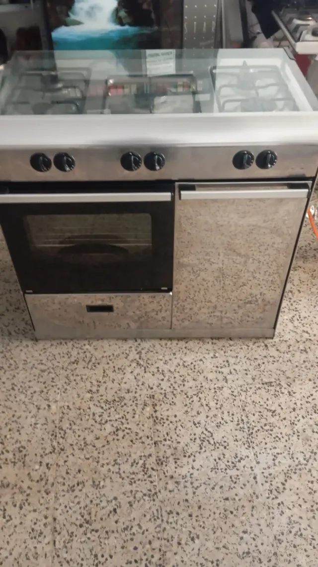 Cocina de gas con horno no negociar
