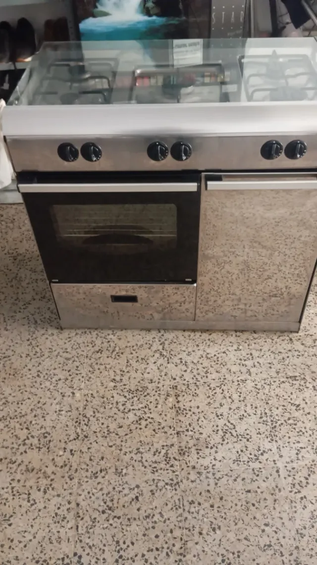 Cocina de gas con horno no negociar