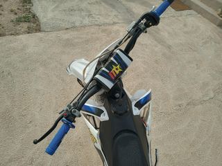 MALCOR XZF 250 - Moto de cross