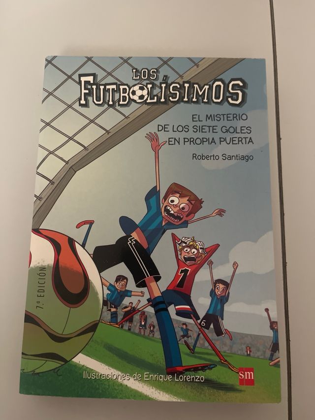 Los Futbolísimos 1: El misterio de los árbitros...