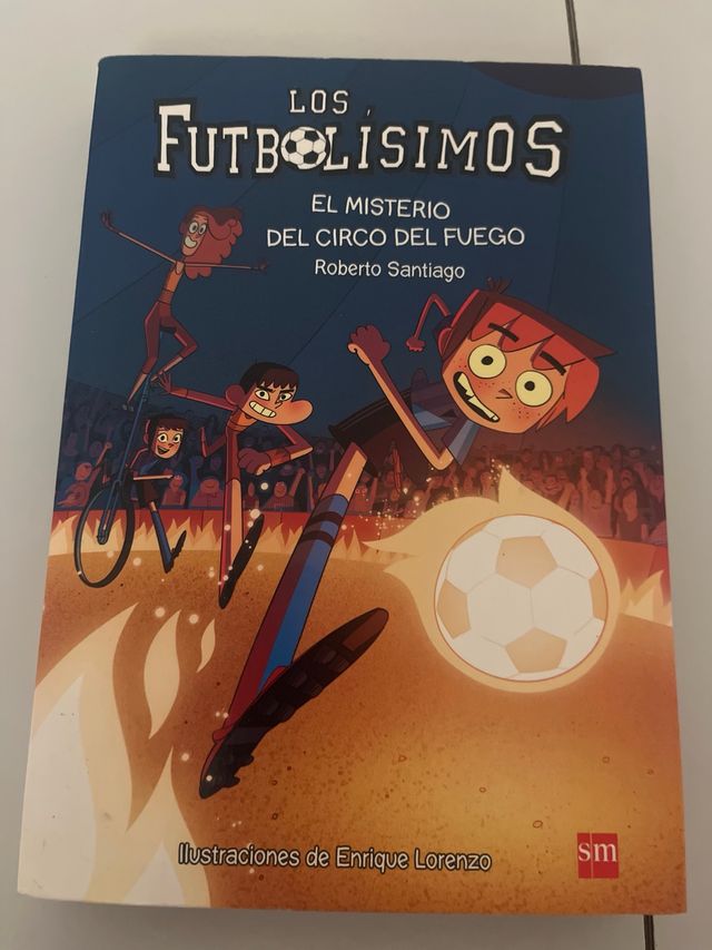 Los Futbolísimos 1: El misterio de los árbitros...