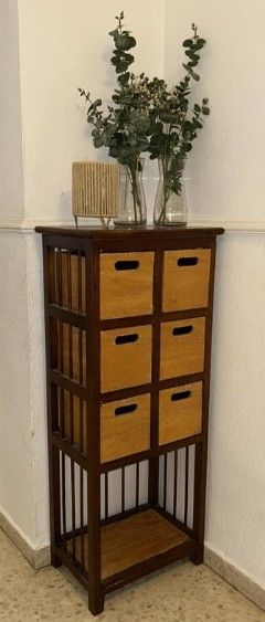 Cajonera alta de madera