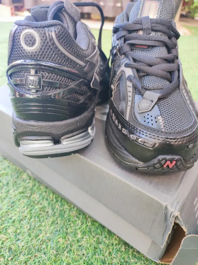 Zapatillas deportivas New balance 1906.