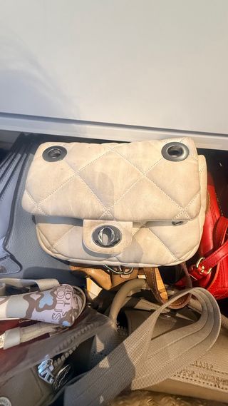 Bolso Bimba y Lola tipo Chanel