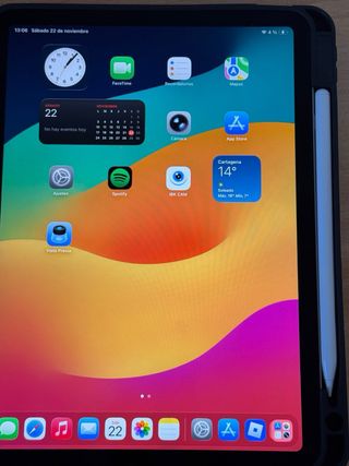 iPad Air M2 11 6ª Gen + funda con teclado y lapizl