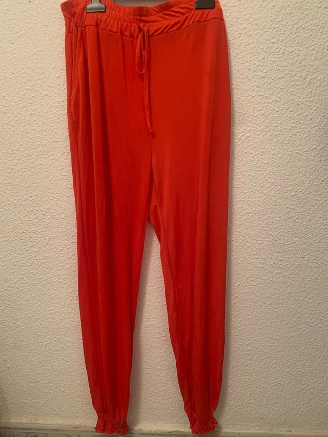 Pantalón bombacho rojo