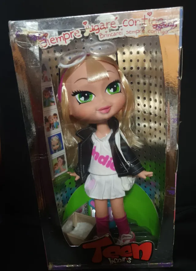 Muñeca jagget nueva con complementos