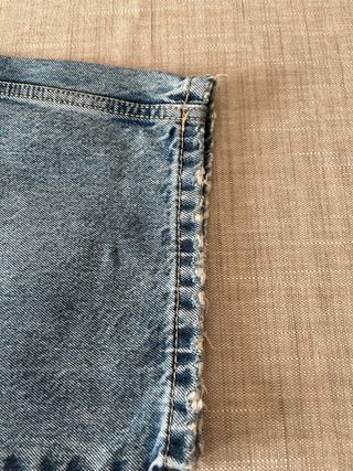Pantalón vaquero Bershka azul desgastado