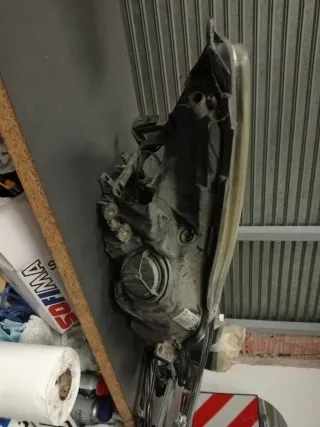 Faros delanteros Opel Corsa