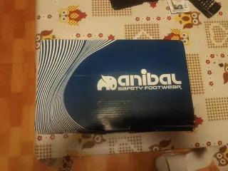 Botas de trabajo Anibal negras y azules