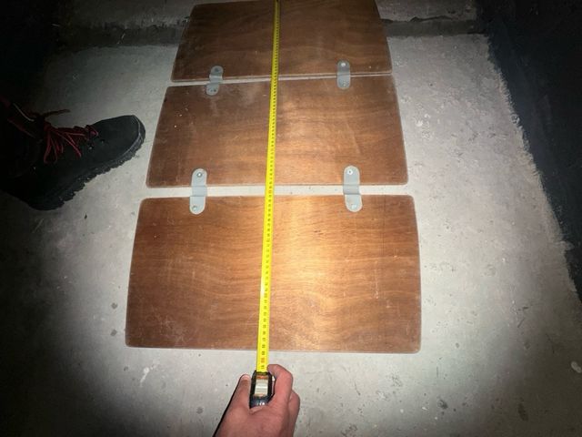 Barca hinchable naranja y azul