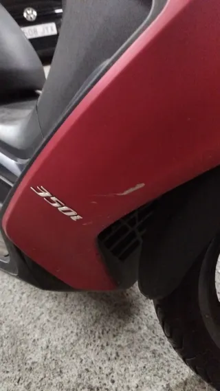 Kymco Superdink 350i Roja