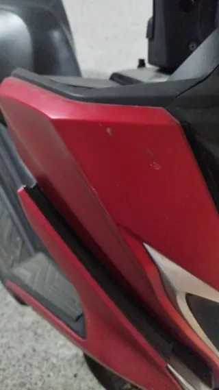 Kymco Superdink 350i Roja