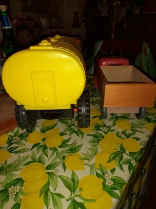 Coppia Camion Giocattolo Vintage