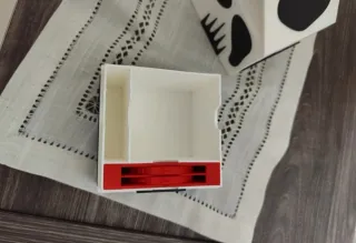 Deck box a forma di cartone di latte mtg