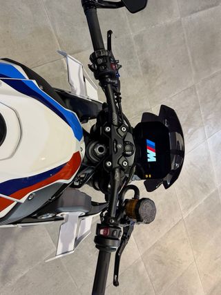BMW M 1000 RR