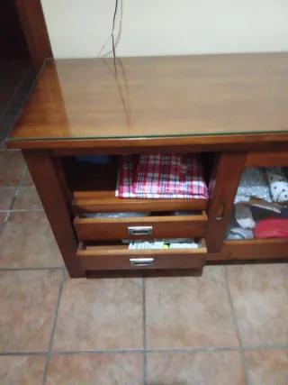 Mueble TV madera con cristal