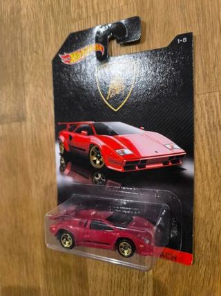 Hot Wheels Lamborghini Countach Vermelho Dourado