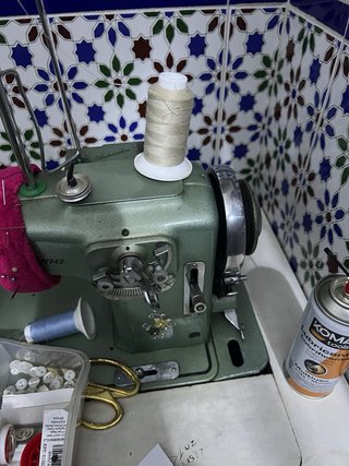 Máquina de coser Refrey 427
