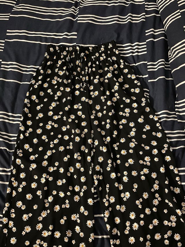 Pantalón estampado flores negro talla S
