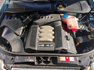 Audi A6 4.2 quattro V8