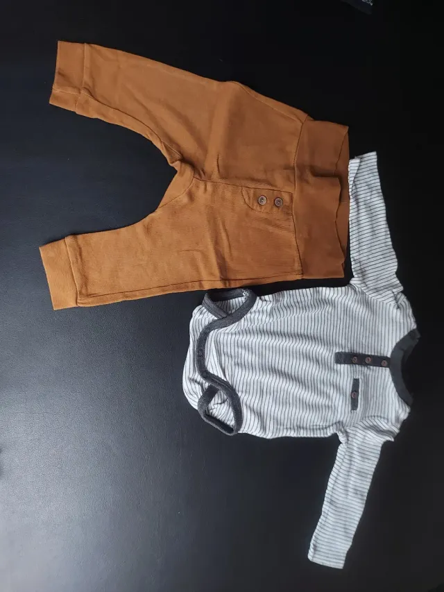 Lote 2 conjuntos bebé Talla 68