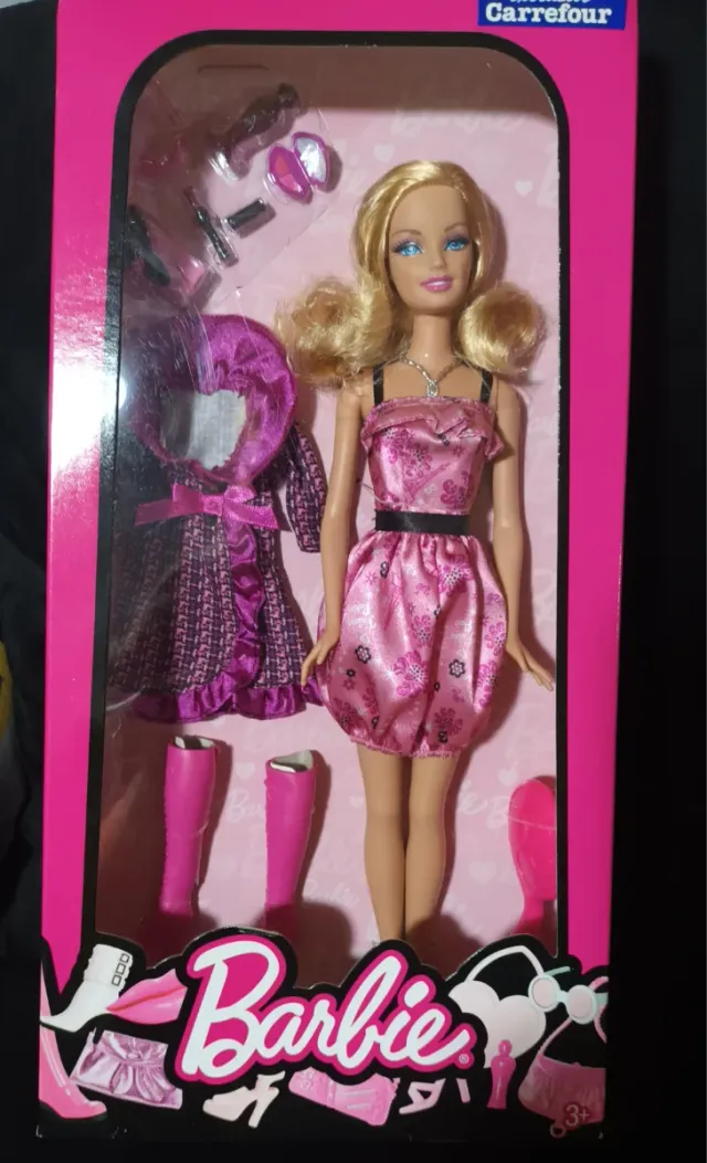 Muñeca Barbie con Accesorios