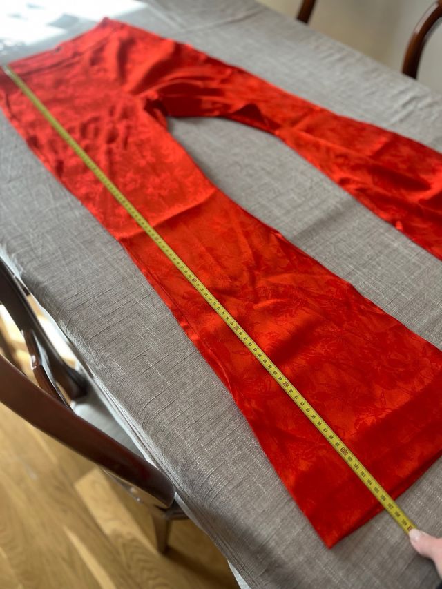 Pantalón ancho estampado seda rojo