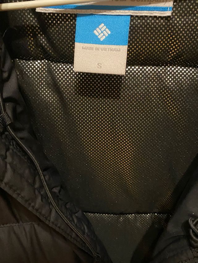 Abrigo Columbia Negro