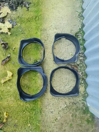 4 Porta Altavoces VW Touareg R5