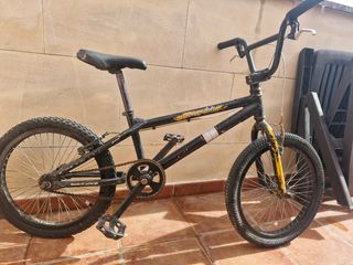Bicicleta BMX
