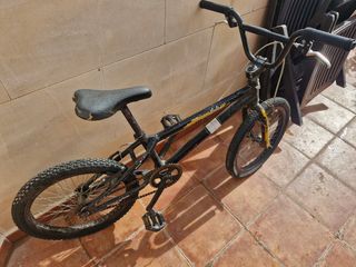 Bicicleta BMX