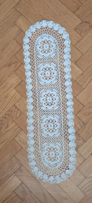 Runner centrotavola vintage pizzo