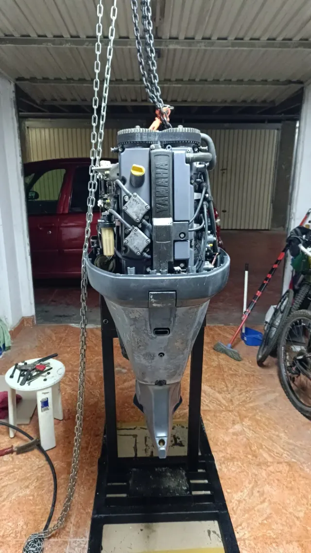 Motor fueraborda Yamaha 80