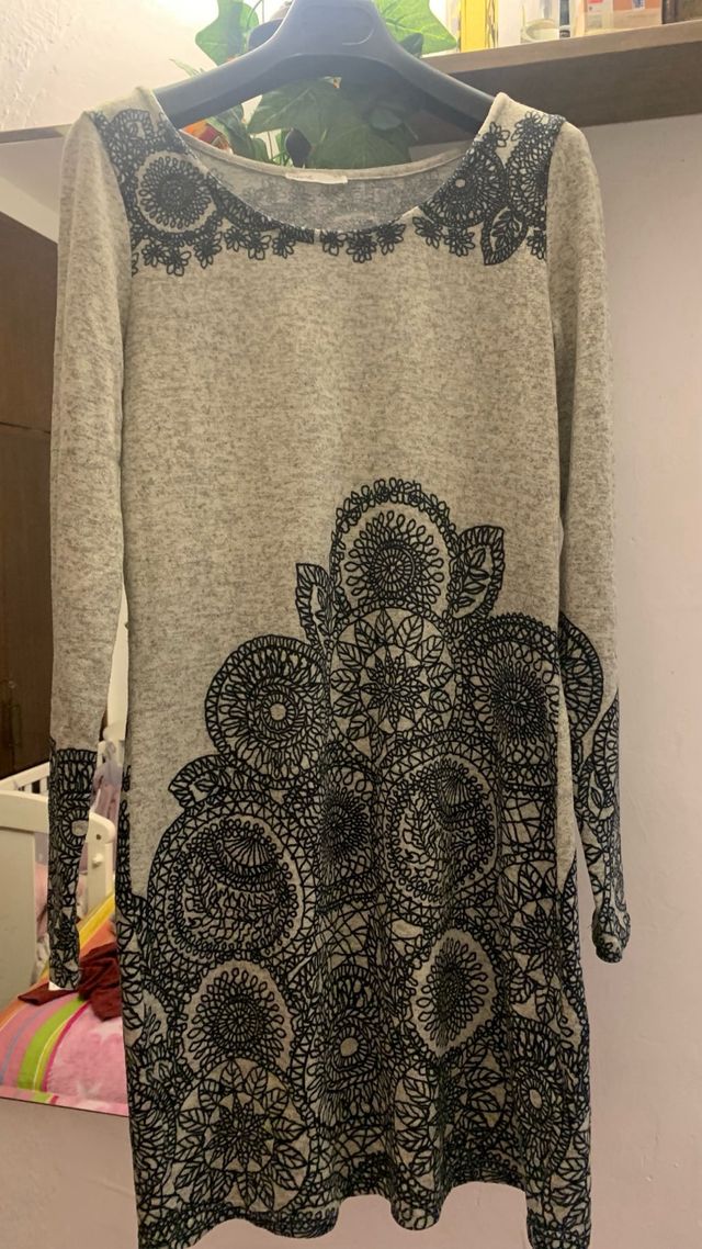 Camiseta M Mandala Negra Beige