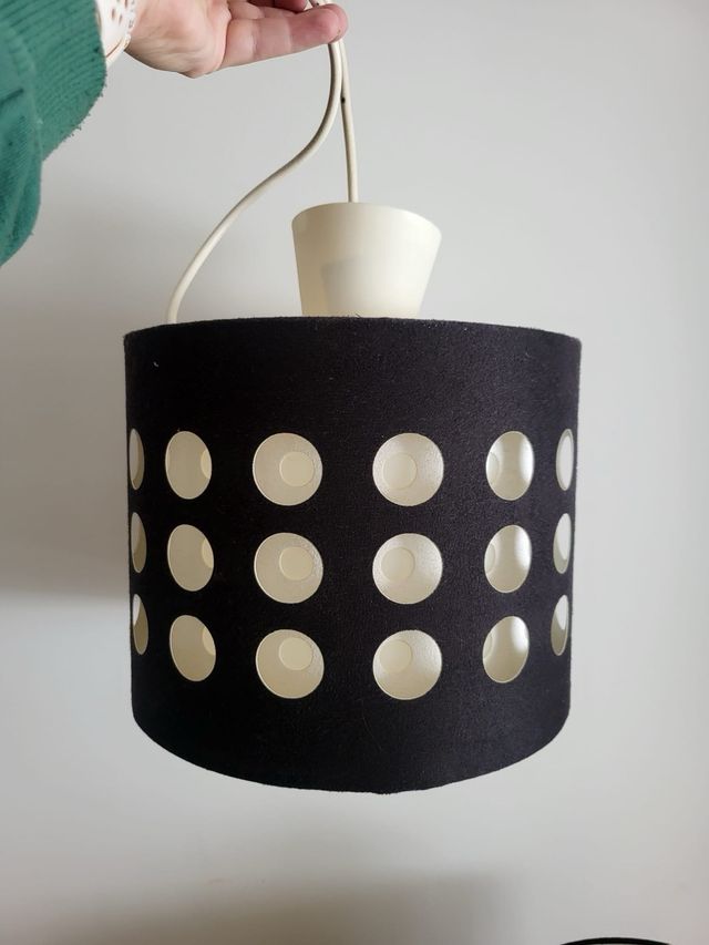 Lampade da soffitto con design a puntini