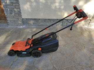 Tagliaerba Elettrico BLACK+DECKER 1400W 34cm