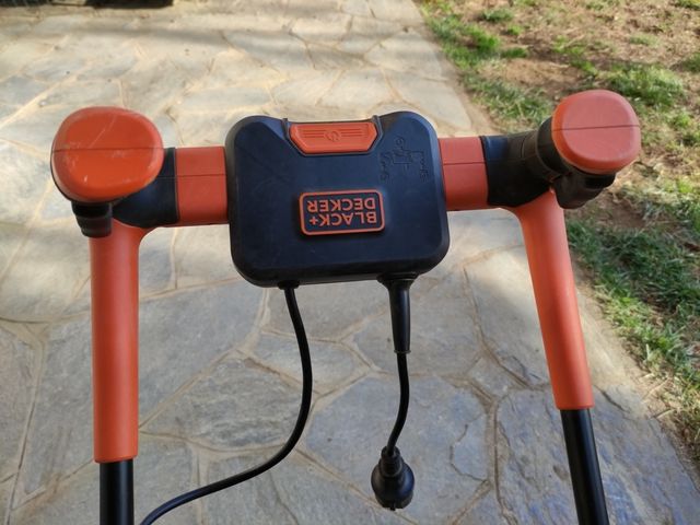 Tagliaerba Elettrico BLACK+DECKER 1400W 34cm