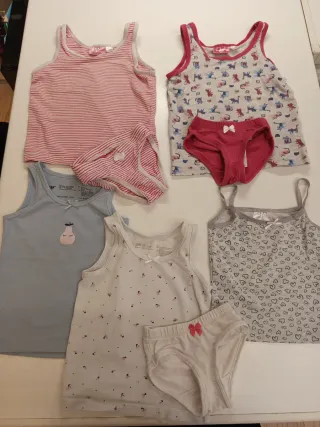 Canottiere bimba 86/92 cm con tre slip omaggio