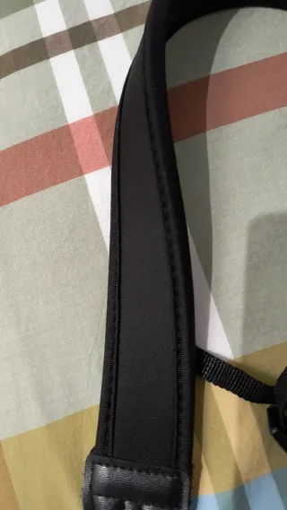 Cinturino per fotocamera reflex nera