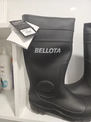 Botas de agua Bellota Negras
