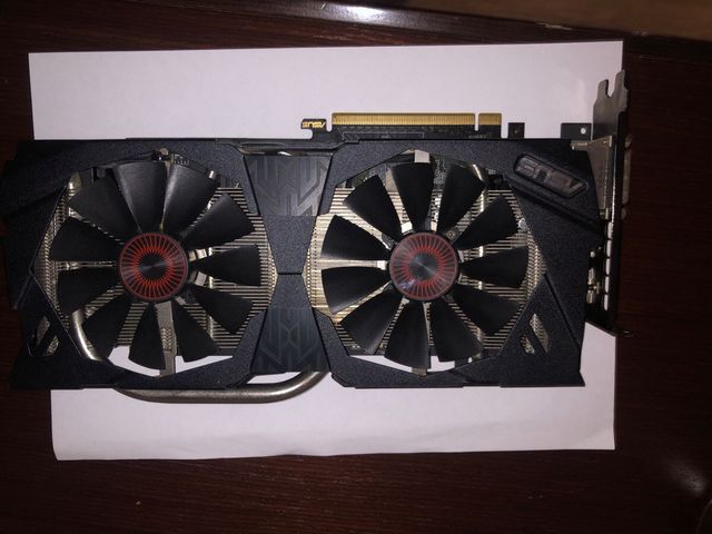 Tarjeta Gráfica ASUS ROG Strix