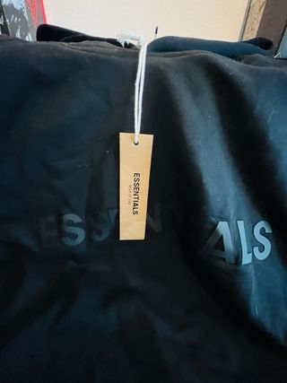 Sudadera Essentials Negra