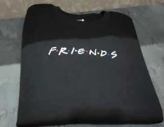 Felpa girocollo nera Friends