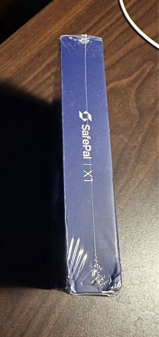 Hardware Wallet SafePal X1