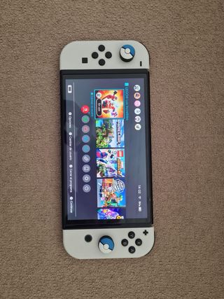 Nintendo Switch OLED Blanca y Negra