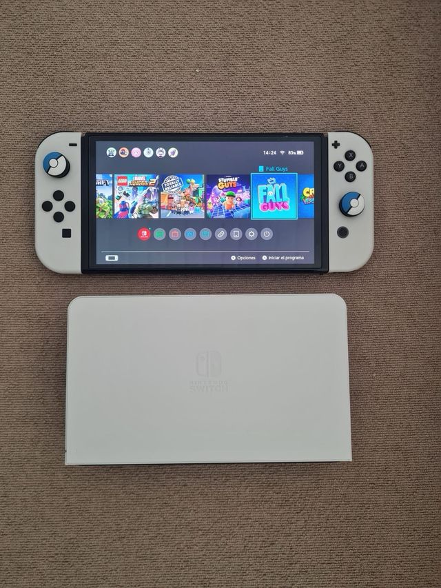 Nintendo Switch OLED Blanca y Negra